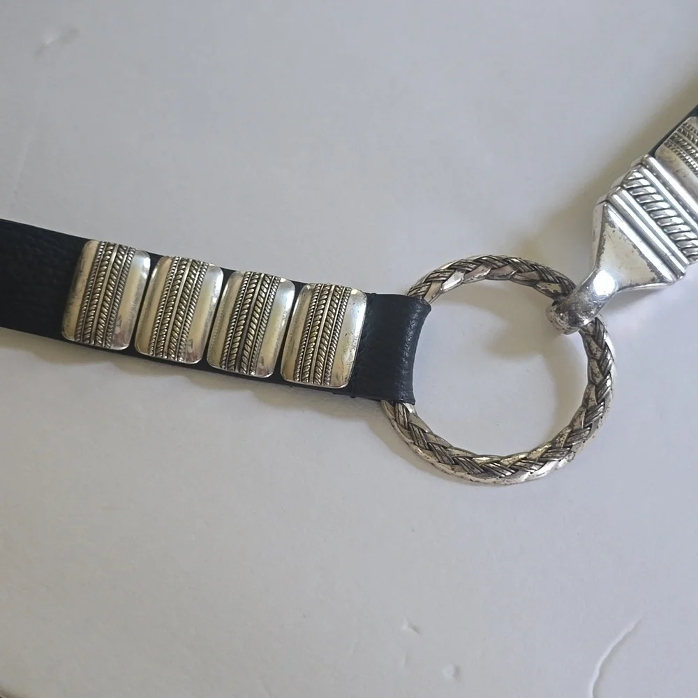 Chico's Womens Black leather Belt Silver Square Pieces Hook loop Closure Sz.42